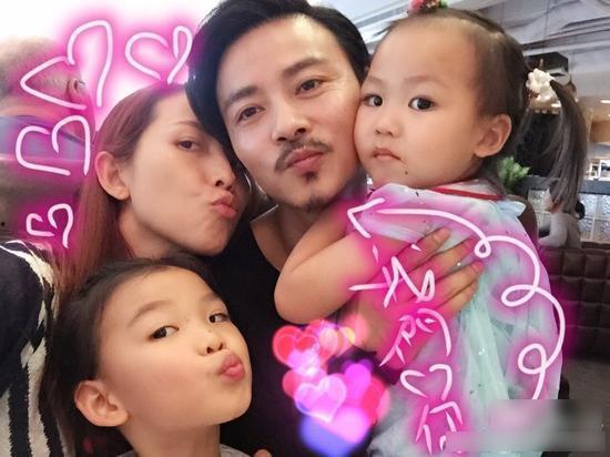 蔡少分和老公,蔡少芬与丈夫的幸福生活点滴