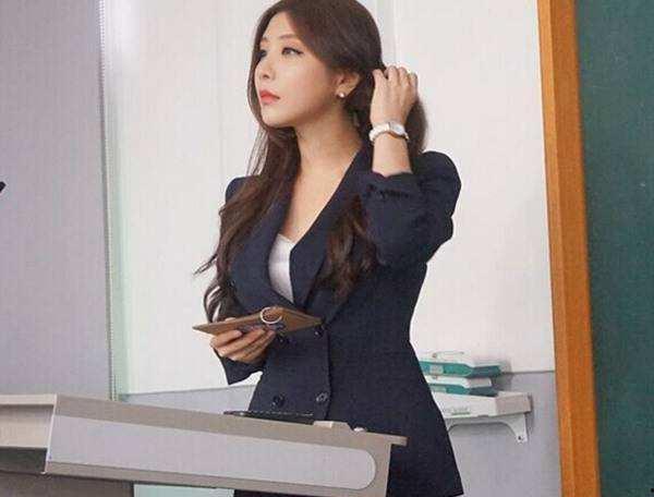 羽田女教师在线播放,在线播放背后的激情与教育启示